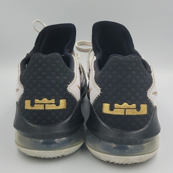 💥Host Pick 💥LeBron James Nike Air Max sneakers Sz 12 CD5007-101 - Picture 6 of 9